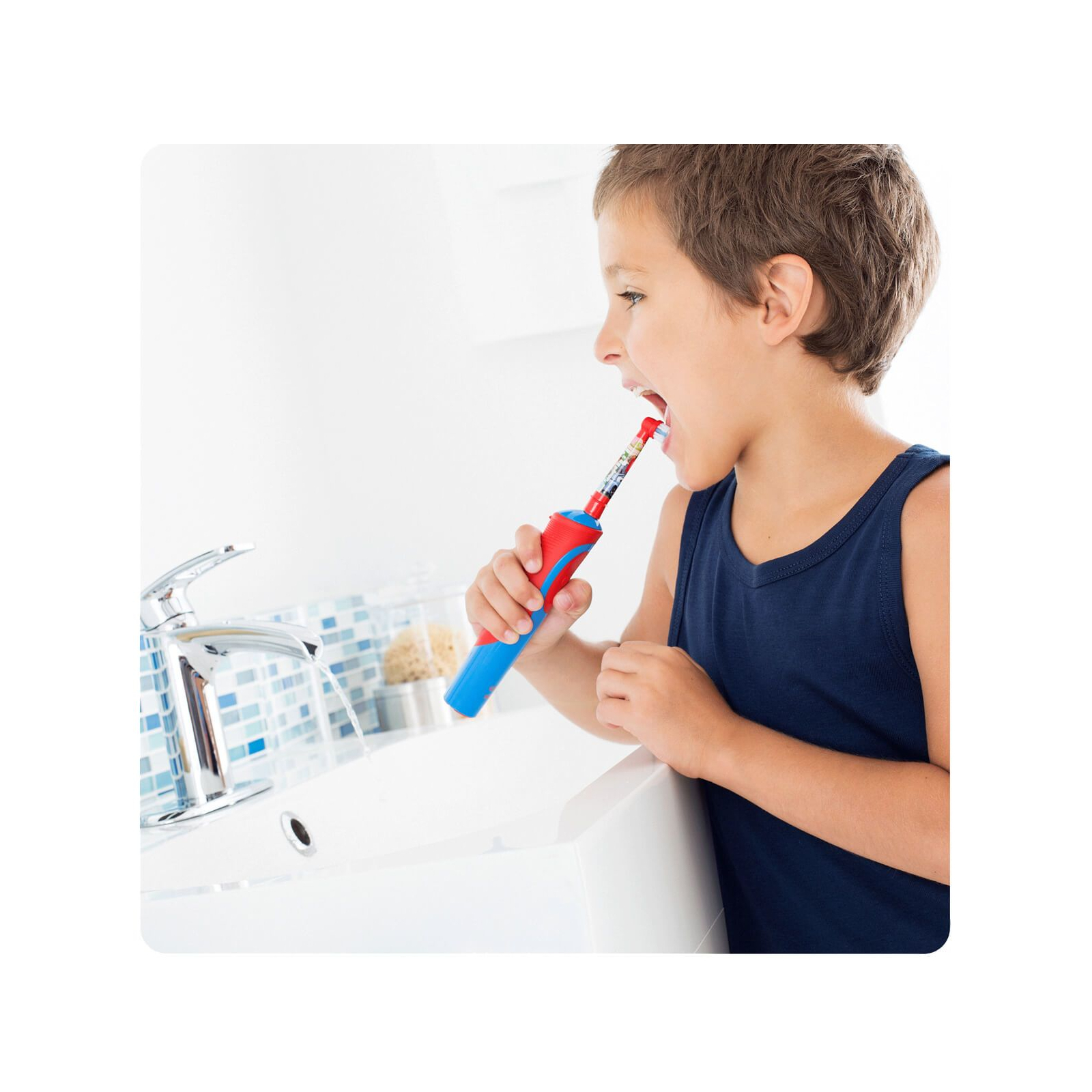 Электрическая зубная щетка Braun Oral-B D Incredibles (D 12.513K) изображение 3