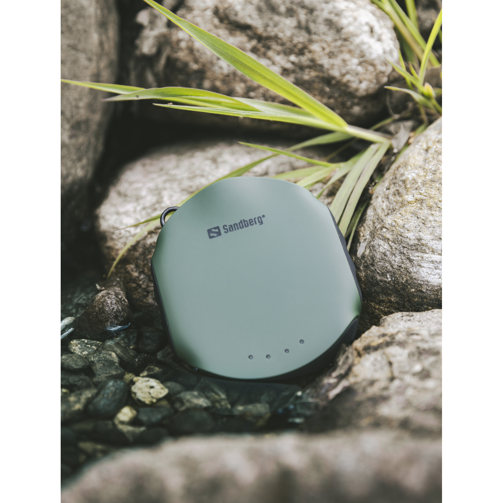 Батарея универсальная Sandberg 10000mAh, Survivor, USB*2, мини-компас, мини-фонарик (420-60) изображение 8