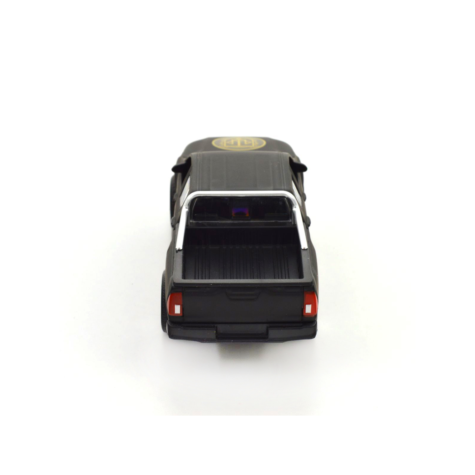 Машина Techno Drive серии Шевроны Героев - Toyota Hilux - Спартан (KM6118) изображение 11