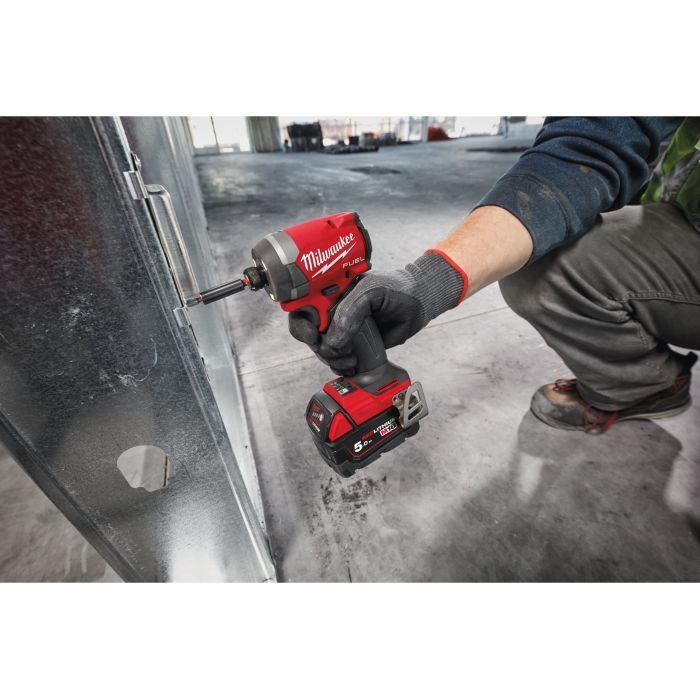 Шуруповерт Milwaukee ударный M18 FID3-502X, 226 Нм, 2x5Ah (4933479865) изображение 8