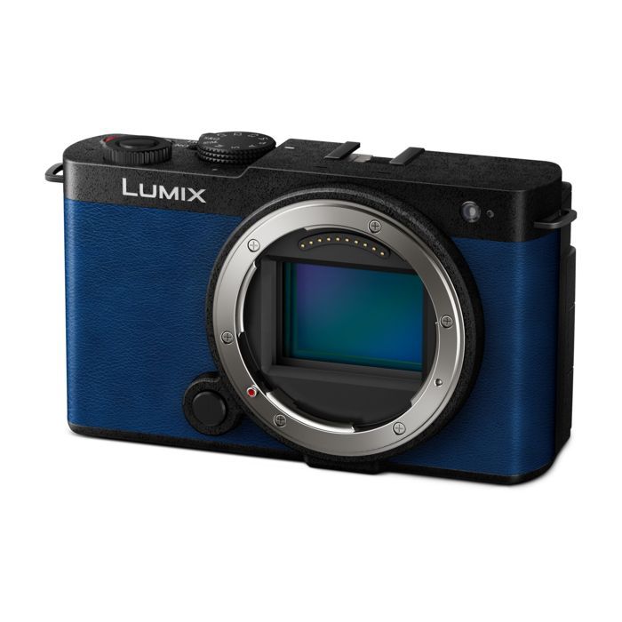 Цифровий фотоапарат Panasonic Lumix DC-S9 Kit 18-40mm f/4.5-6.3 Dark Olive (DC-S9NE-G) зображення 3
