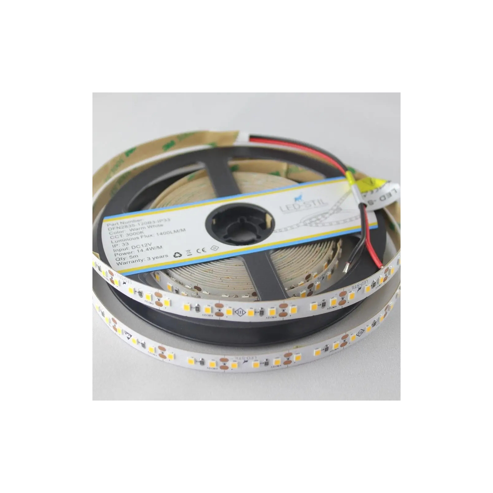 Светодиодная лента LED-STIL 3000K 14,4 Вт/м 2835 120 діодів IP33 12 Вольт 1400 lm (DFN2835-120B3-IP33) изображение 2
