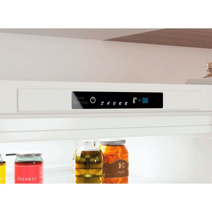 Холодильник Indesit INFC8TI21W0 изображение 5