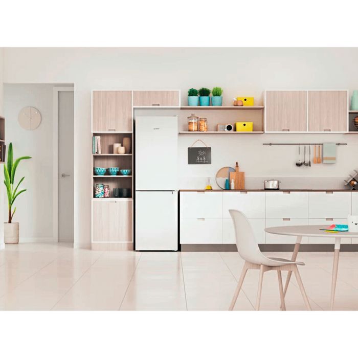 Холодильник Indesit INFC8TI21W0 изображение 9