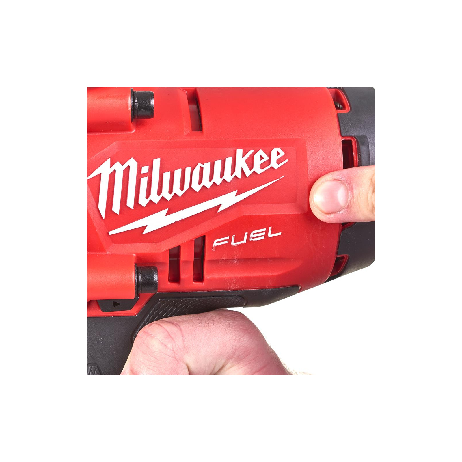 Гайковерт Milwaukee M18 ONEFHIWF1-0X, 1", 2400Нм, кейс (без АКБ та ЗП) (4933459732) зображення 5