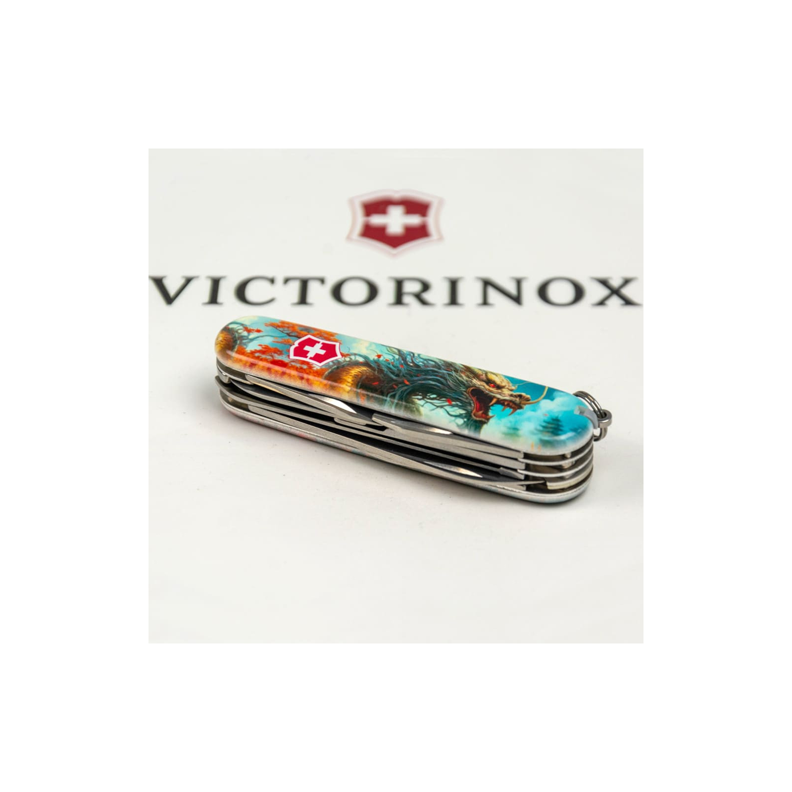 Нож Victorinox Huntsman Zodiac 91 мм Фантастичний дракон (1.3713.3_Z3210p) изображение 6
