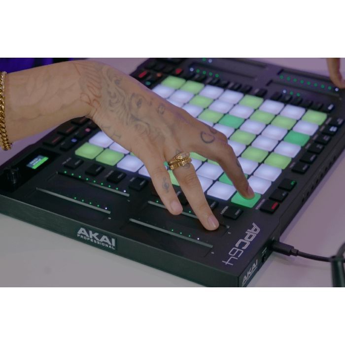 MIDI контролер Akai APC 64 (240983) зображення 12