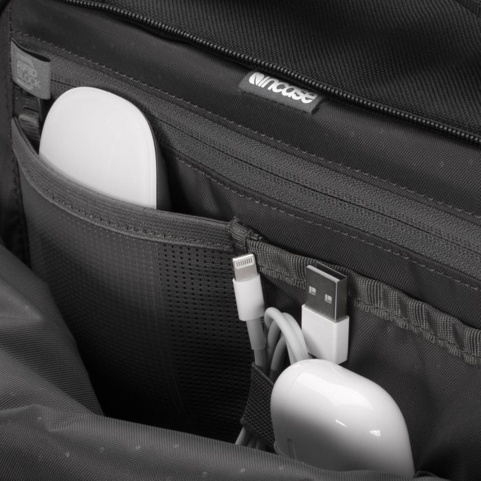 Рюкзак для ноутбука Incase 16" A.R.C. Travel Pack black (INCO100682-BLK) зображення 10