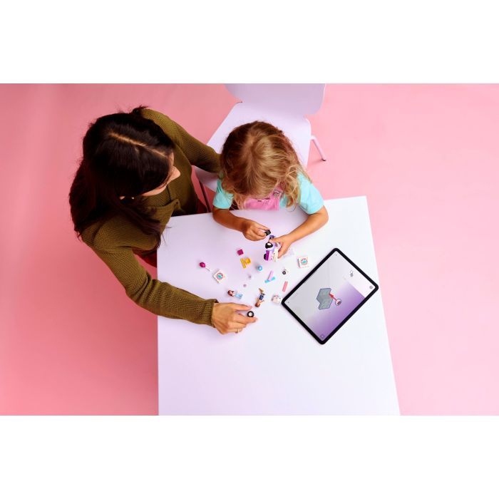 Конструктор LEGO Friends Автомобіль для доставки тортів з єдинорогами (42675) зображення 7