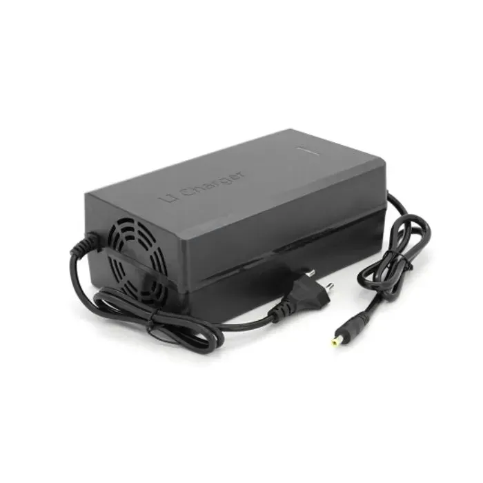 Сетевое зарядное устройство для АКБ Voltronic Li-ion 60V(71,4V), 17S, 8A, 650W (JY60V8A)