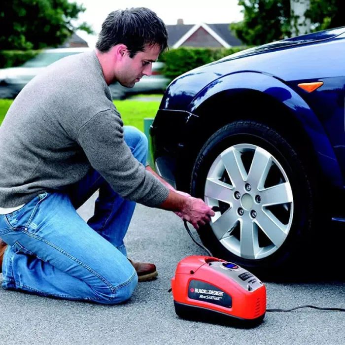 Автомобільний компресор Black&Decker ASI300 зображення 7