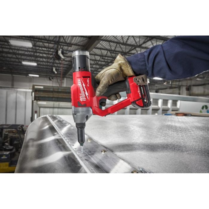 Заклепочник Milwaukee M18 ONEFPRT-0X, 4,8-7,0мм, HD кейс (без АКБ и ЗУ) (4933478601) изображение 8