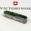 Ніж Victorinox Huntsman Zodiac 91 мм Зелений дерев'яний дракон (1.3713.3_Z3240p) зображення 7