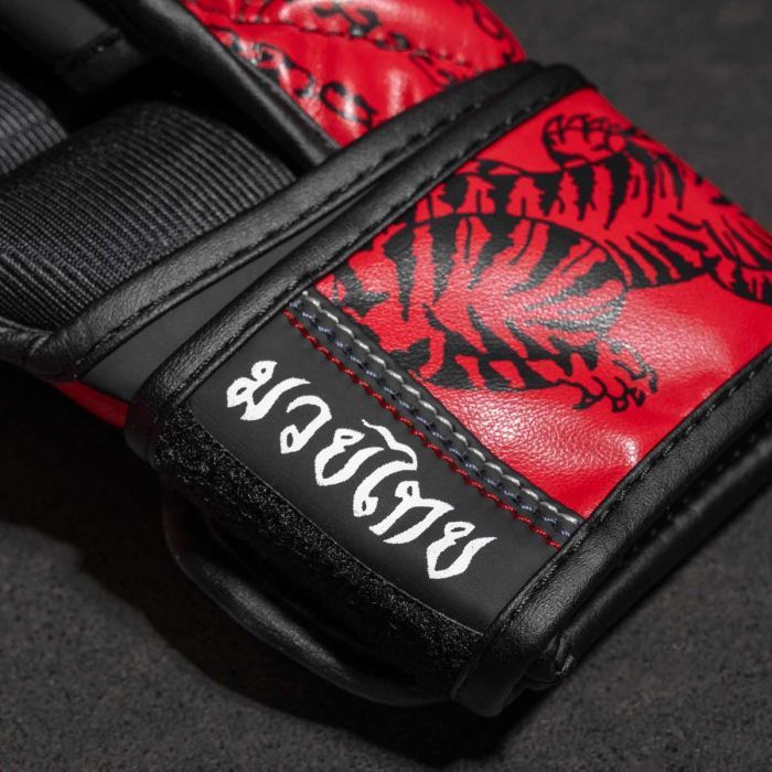 Рукавички для MMA Phantom Muay Thai Red S/M (PHMMAG2705-SM) зображення 10