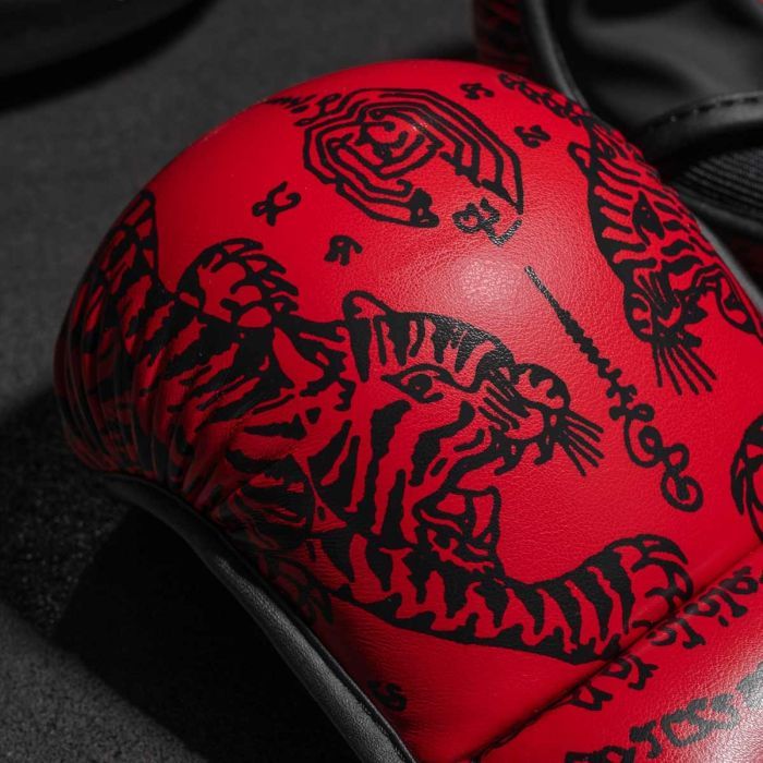 Рукавички для MMA Phantom Muay Thai Red S/M (PHMMAG2705-SM) зображення 5
