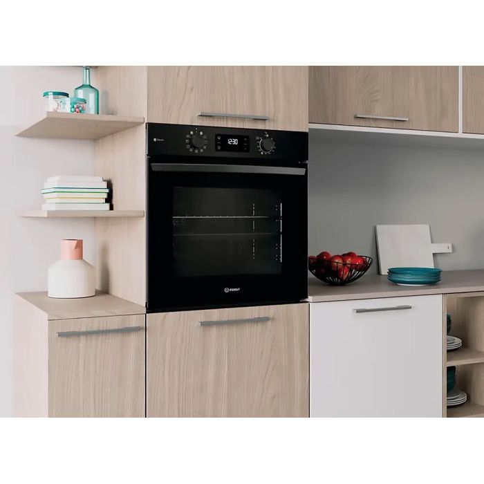 Духовой шкаф Indesit IO258HSB изображение 7