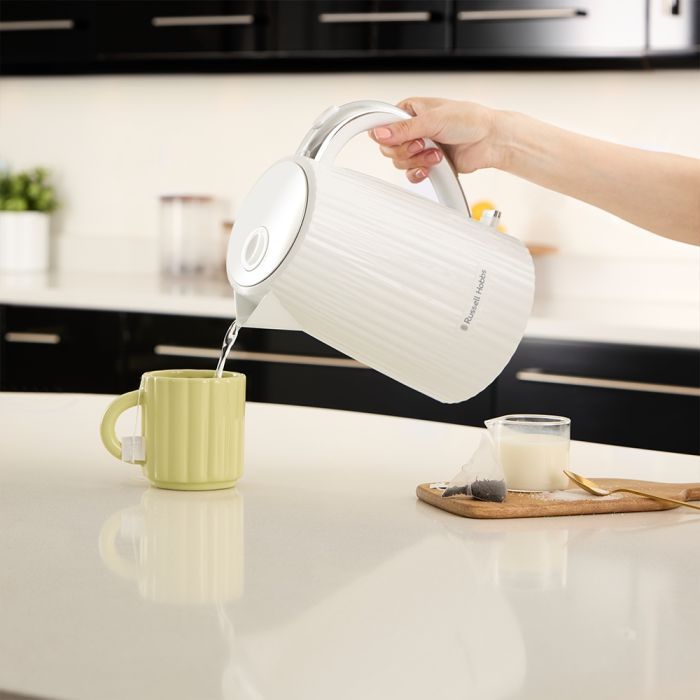 Электрочайник Russell Hobbs 27360-70 изображение 10