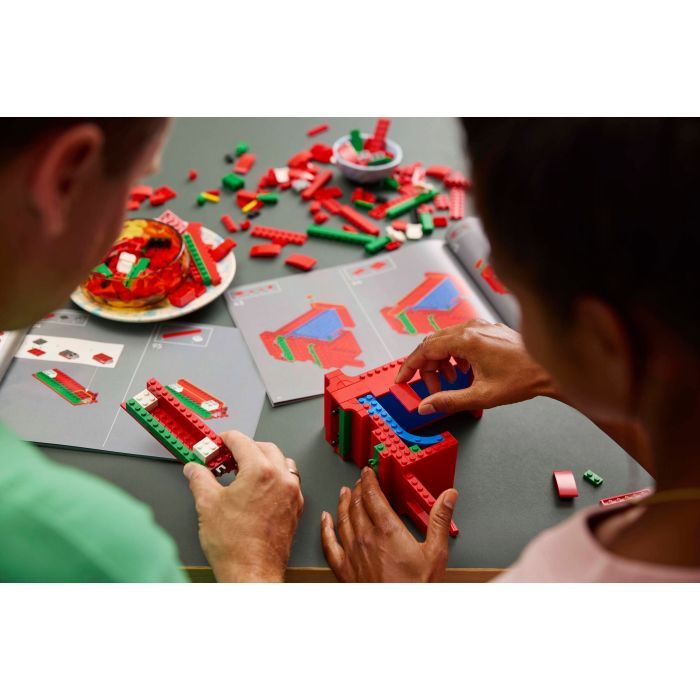 Конструктор LEGO ART LOVE (31214) изображение 9