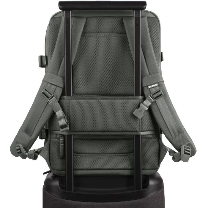 Рюкзак для ноутбука Incase 16" A.R.C. Travel Pack smoked ivy (INCO100682-SIV) зображення 11