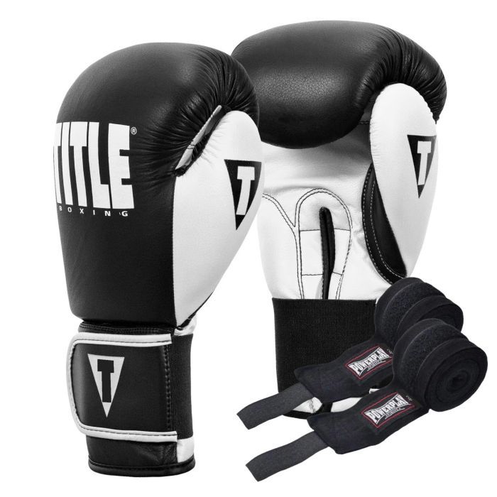 Боксерские перчатки Title Boxing Dynamic Strike Black/White 12 oz (XDBG 12 BK/WH)