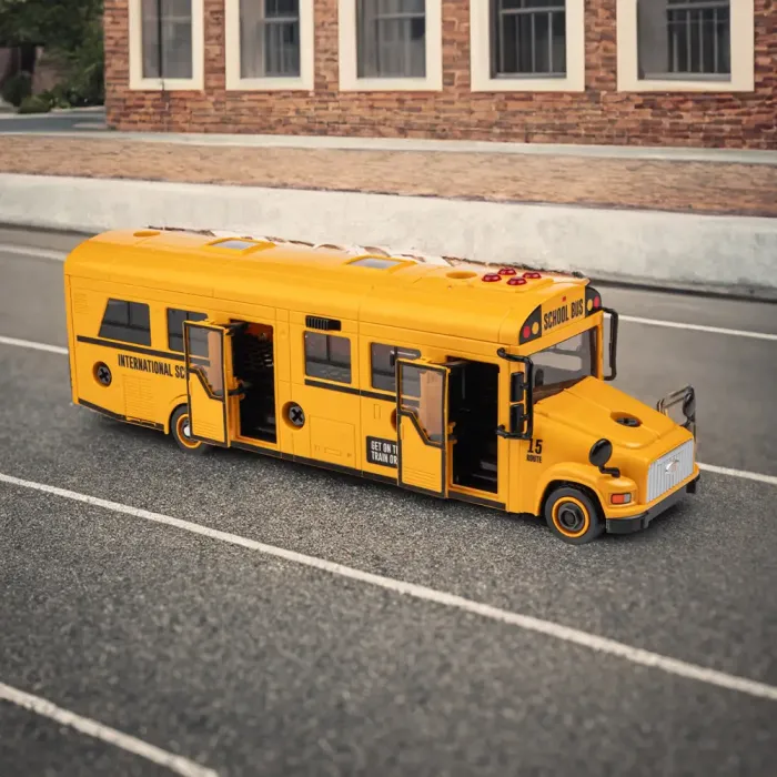 Конструктор Otamanko АВТОКОНСТРУКТОР Школьный автобус (YW9099C) изображение 11