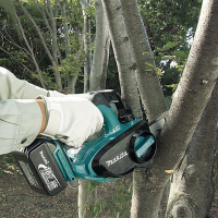 Цепная пила Makita аккумуляторная LXT, 18В, 3Аг х 2шт, DC18RC, кейс, 115мм (DUC122RFE) изображение 2