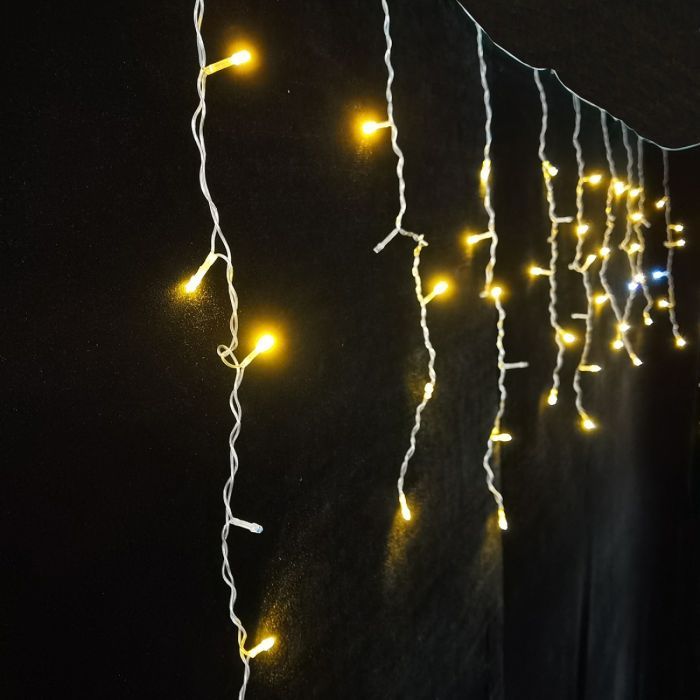 Гирлянда Novogod`ko бахрома 83 LED, теплый белый, 3*0,6 м, мерцание (973776)