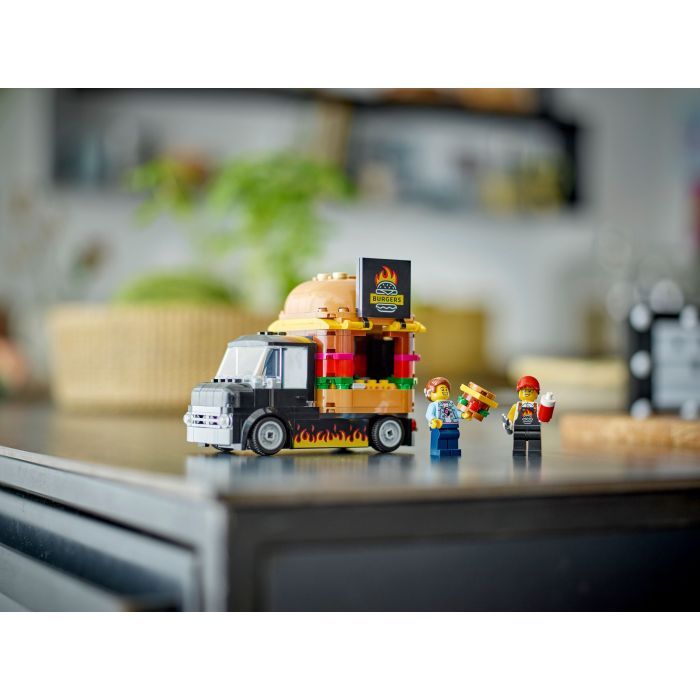 Конструктор LEGO City Грузовик с гамбургерами 194 деталей (60404) изображение 9