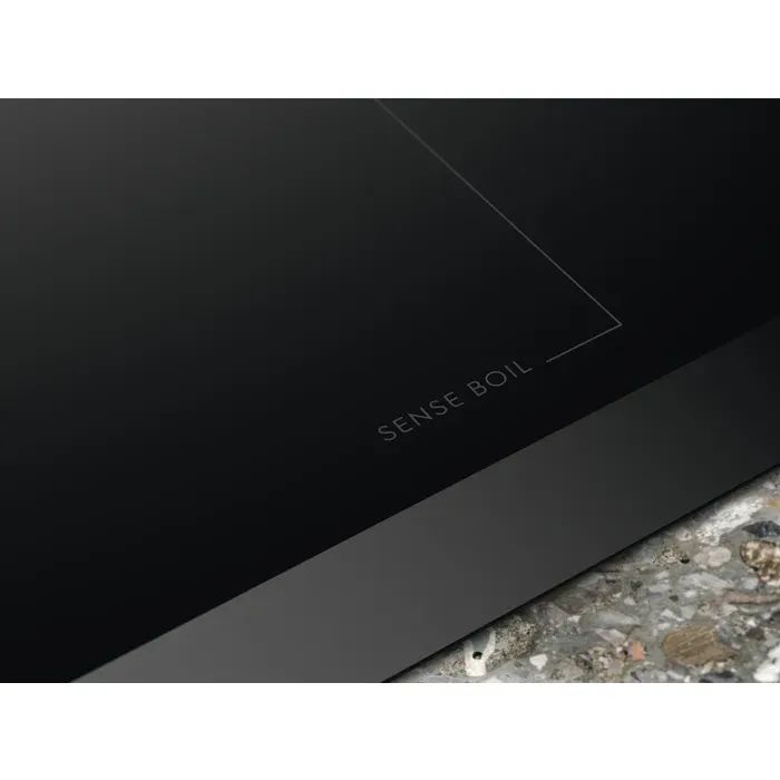 Варочна поверхня Electrolux EIS82453 зображення 3