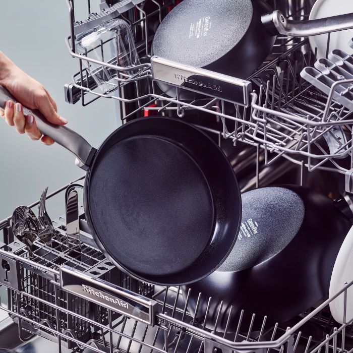 Сотейник GreenPan Evolution з кришкою 26 см, 3,7 л (CC007086-001) изображение 6