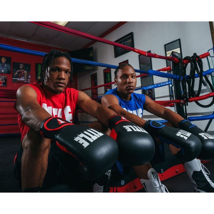 Боксерские перчатки Title Boxing Dynamic Strike Black/White 12 oz (XDBG 12 BK/WH) изображение 9