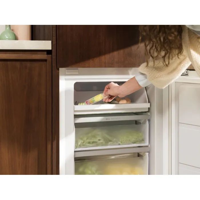 Холодильник Electrolux LNA6LE18S зображення 5