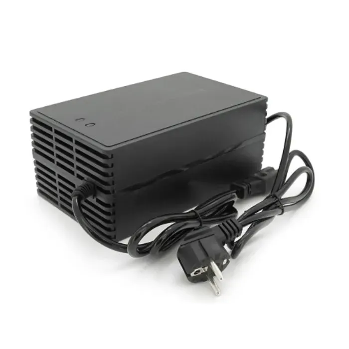 Сетевое зарядное устройство для АКБ Voltronic Li-ion 67,2V, 16S, 8A, 600W (YT-SL750-67208P)