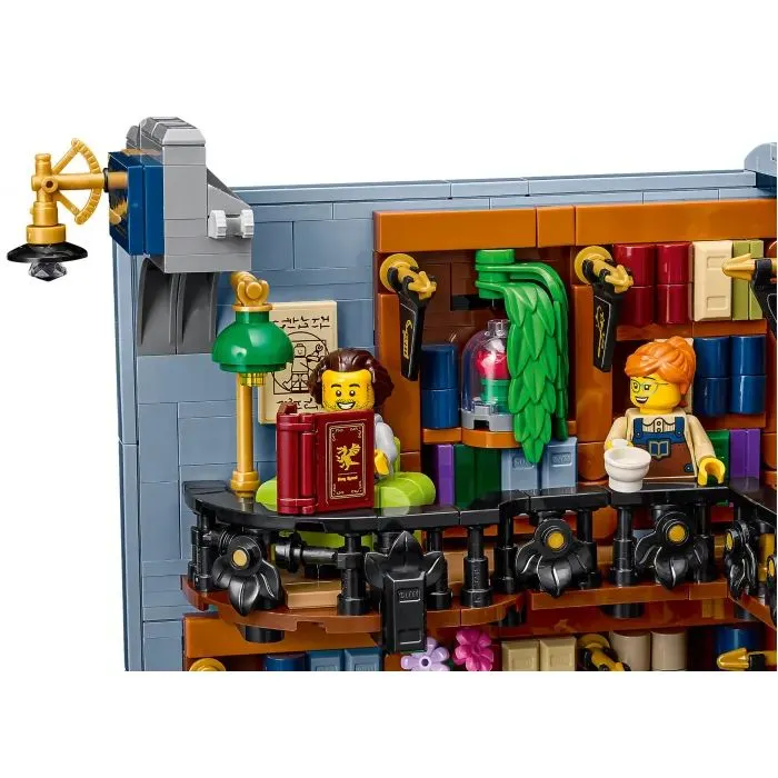 Конструктор LEGO Icons Книгарня: книжковий куточок (11379) зображення 7