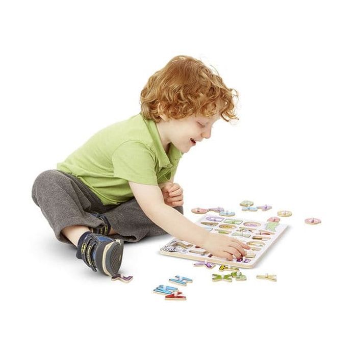 Развивающая игрушка Melissa&Doug Деревянная рамка-вкладыш Английский алфавит (MD23272) изображение 3