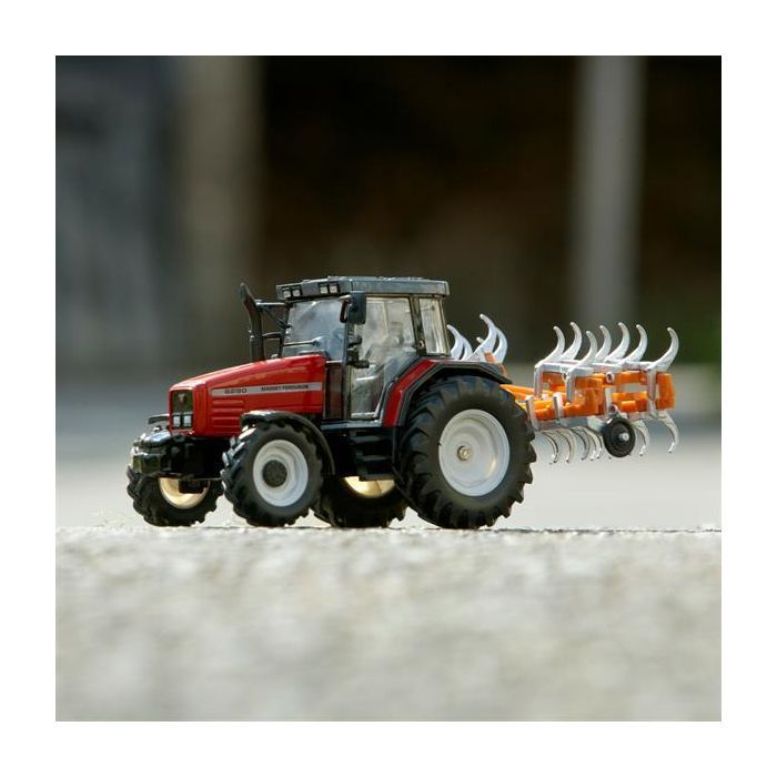 Спецтехника Britains Трактор Massey Ferguson 6290 с культиватором 1:32 (43335) изображение 6