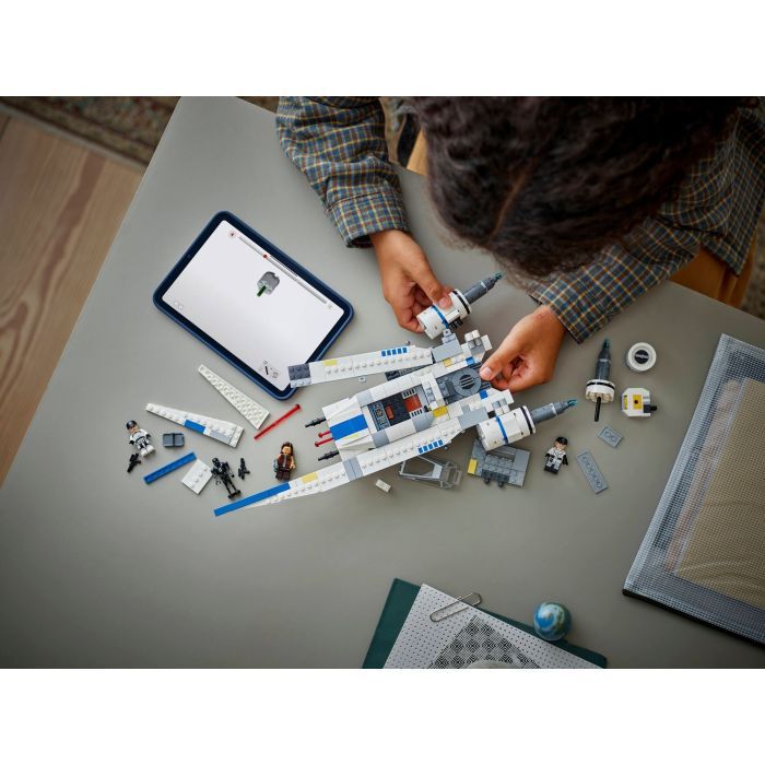 Конструктор LEGO Star Wars Повстанческий истребитель U-Wing (75399) изображение 11