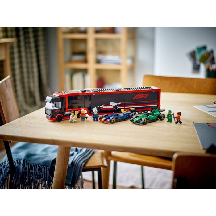 Конструктор LEGO City Вантажівка F1 з автомобілями RB20 та AMR24 (60445) зображення 12