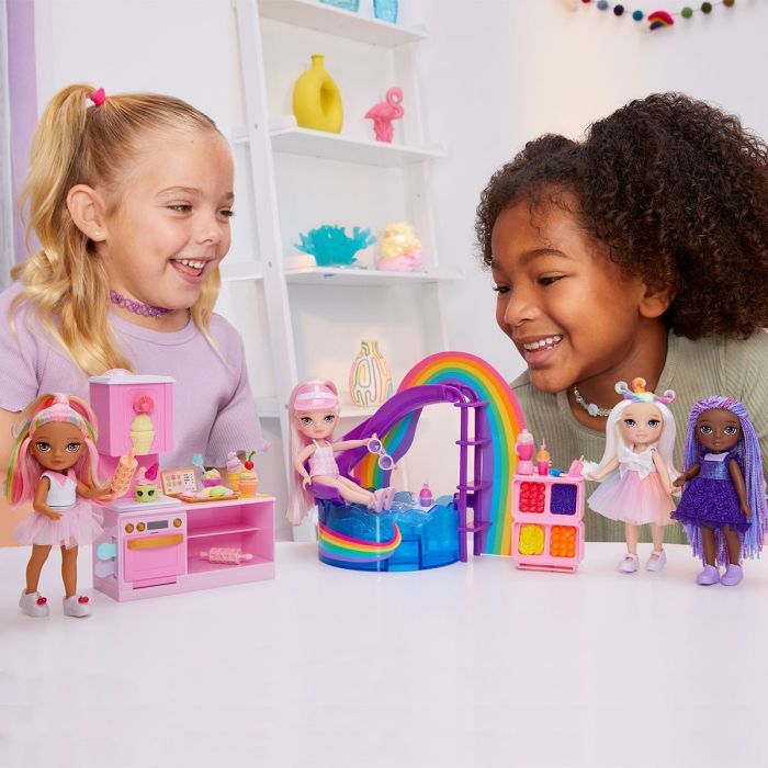 Кукла Rainbow High серии Littles - Кондитерская Кэнди (522058) изображение 3