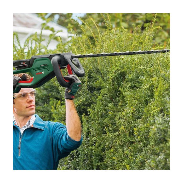 Кусторез Bosch аккумуляторный UniversalHedgeCut 18V-50 18V, 2.5Ah, 50мм, шаг реза 20мм (0.600.849.K01) изображение 3