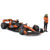 Масштабна модель автомобіля Bburago Автомодель з фігуркою - McLaren MCL38, 1:24 (18-28040) зображення 8