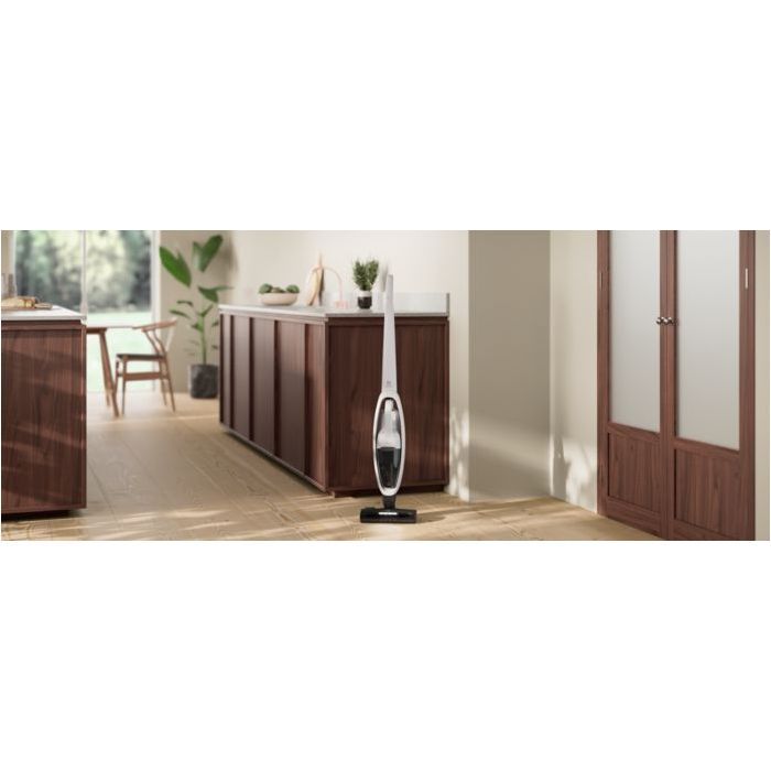 Пылесос Electrolux ES52CB18SH изображение 2