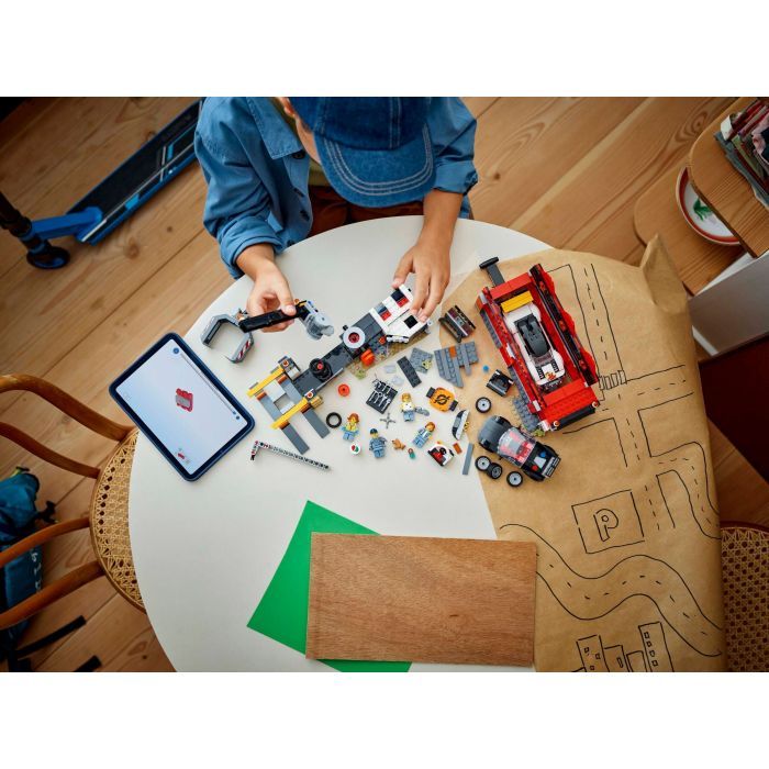 Конструктор LEGO City Свалка с автомобилями (60472) изображение 10