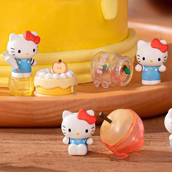 Фігурка Pop Top сюрприз Hello Kitty Яблучний воркшоп (24WH-007) зображення 4