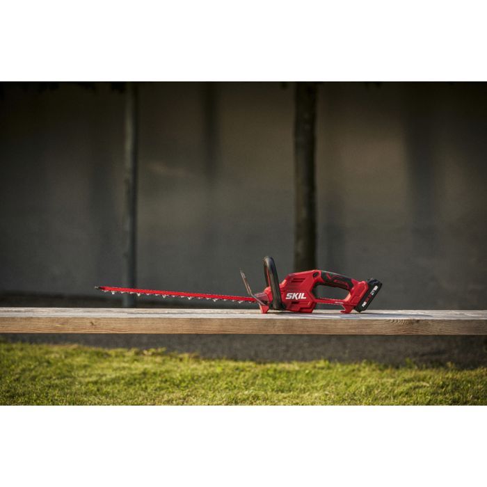 Кусторез Skil аккумуляторный бесщеточный 0438 CA Li-Ion 20V, 2.5Ah (GH1E0438CA+BC1E3110A) изображение 2