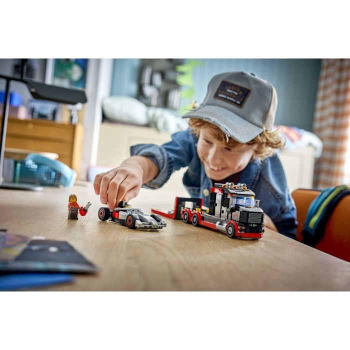 Конструктор LEGO City Грузовик для демонстрации F1 с гоночным автомобилем Audi F1 (60493) изображение 10