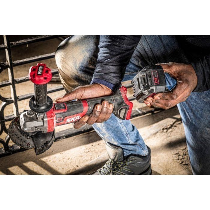 Шлифовальная машина Skil 3930 CB XP, безщіткова, 4.0 Ah, ЗП (AG1E3930CB+BC1E3111A) изображение 7