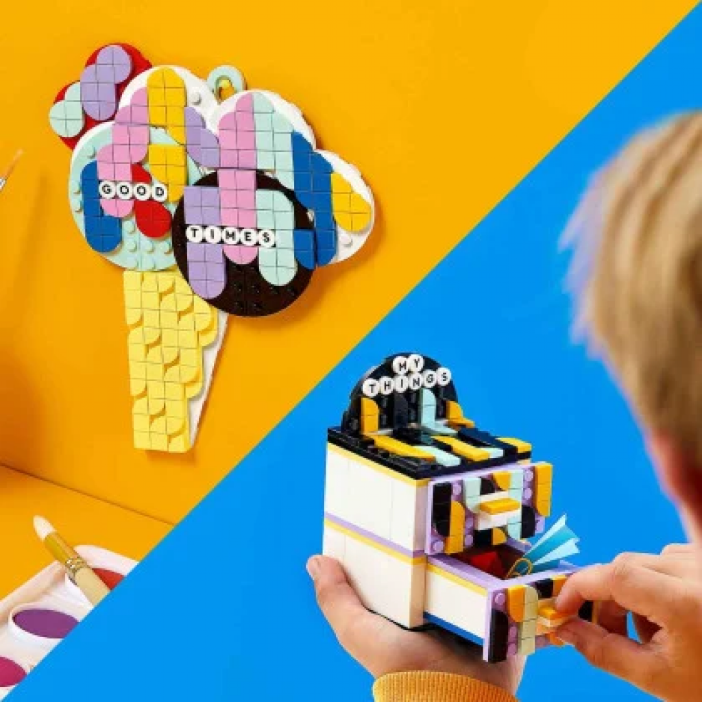 Конструктор LEGO DOTS Творческий набор для дизайнера 779 деталей (41938) изображение 6