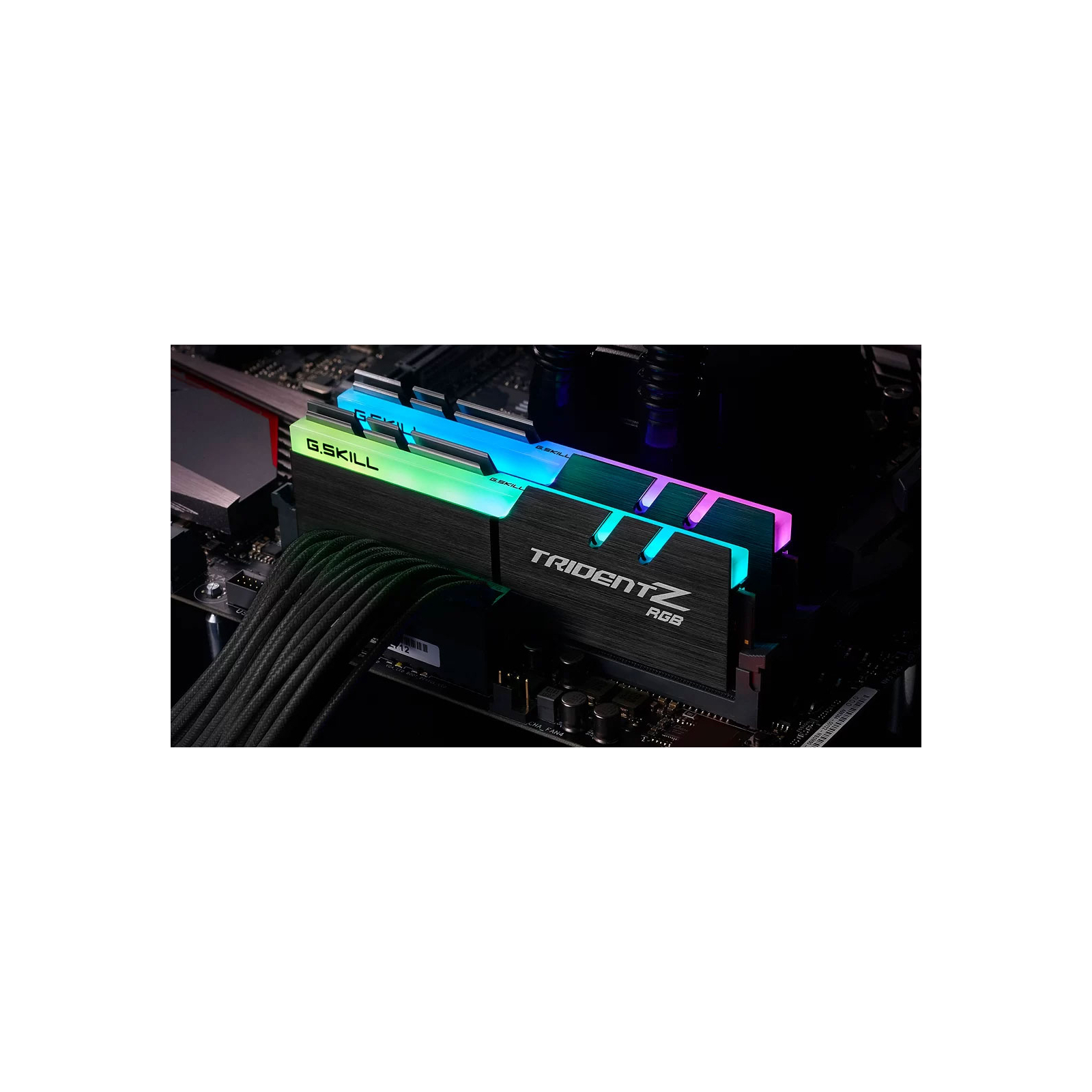 Модуль памяти для компьютера DDR4 16GB (2x8GB) 4400 MHz Trident Z RGB G.Skill (F4-4400C18D-16GTZRC) изображение 5