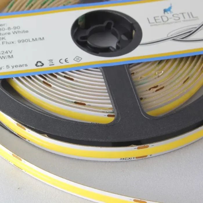 Світлодіодна стрічка LED-STIL 3000K 9 Вт/м COB 480 діодів IP33 24 Вольта 900 lm тепле світло (UC3-24-480-8-90) зображення 4